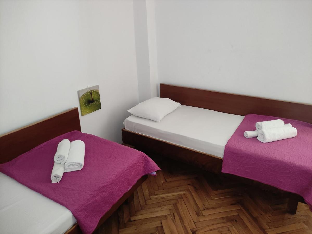 Petrovac Apartmani More מראה חיצוני תמונה
