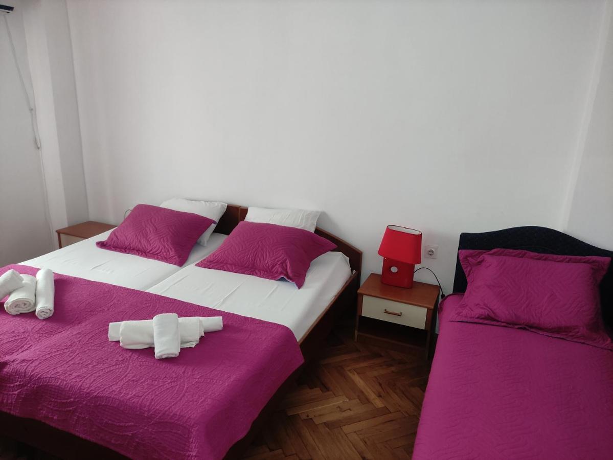 Petrovac Apartmani More מראה חיצוני תמונה