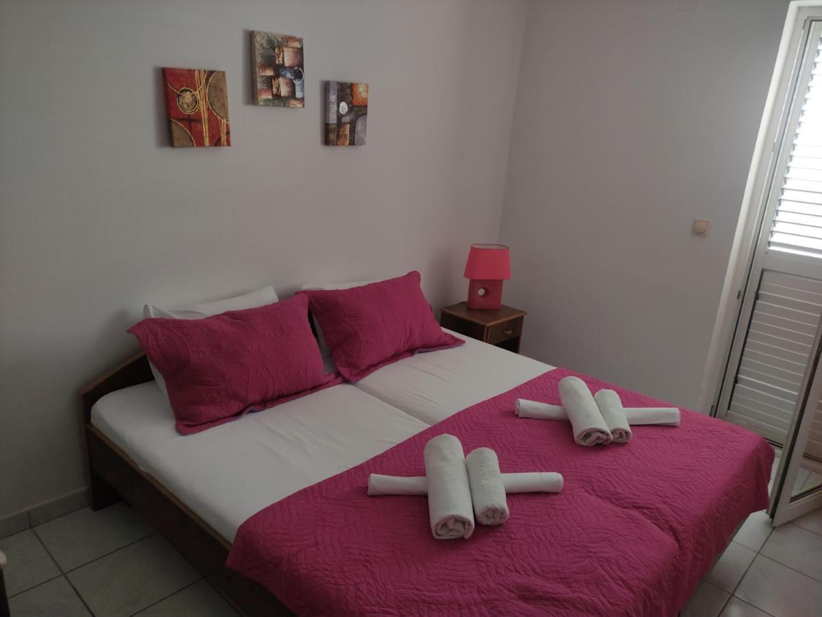 Petrovac Apartmani More מראה חיצוני תמונה